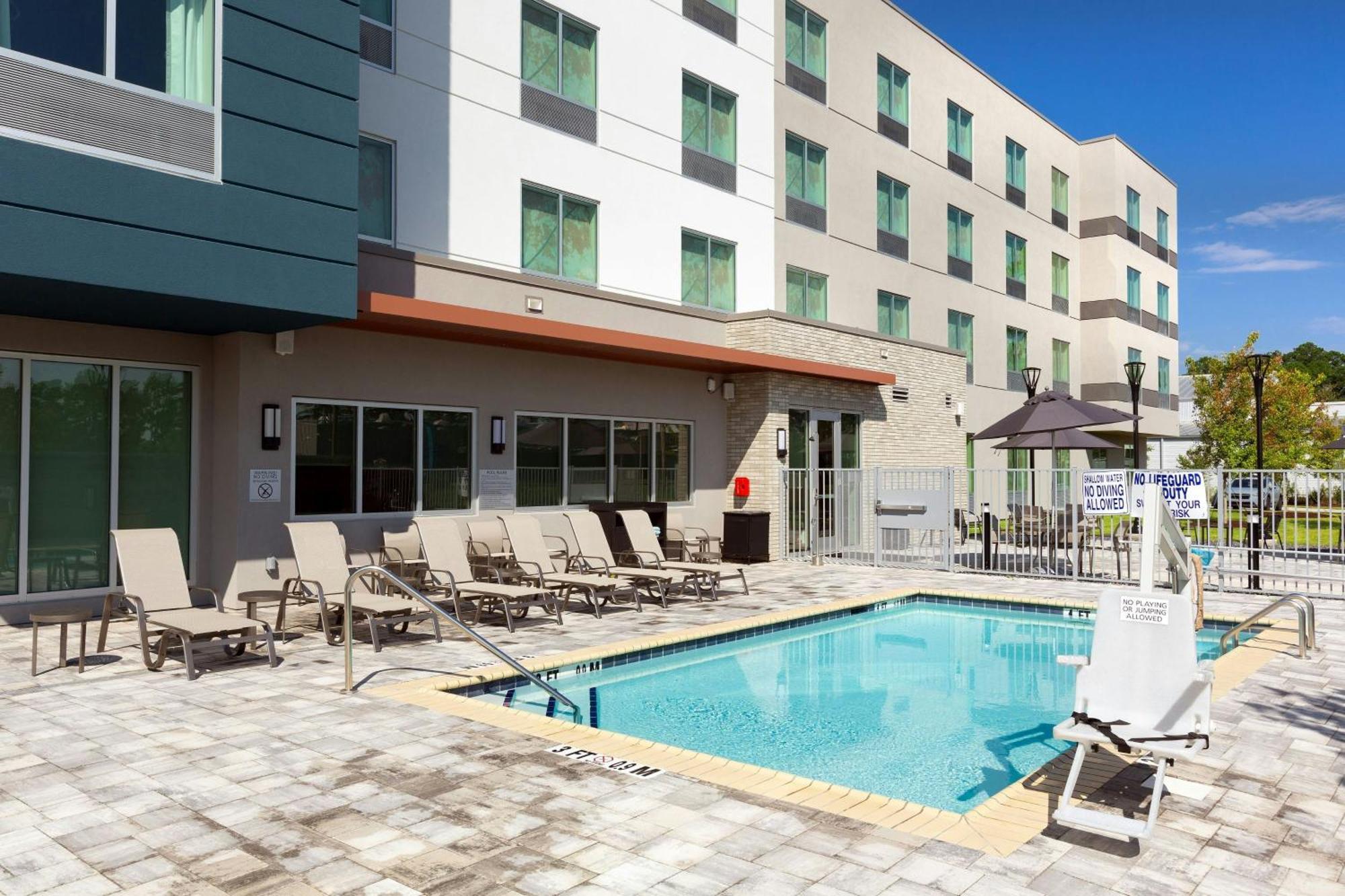 Fairfield By Marriott Inn & Suites Coastal Carolina קונווי מראה חיצוני תמונה